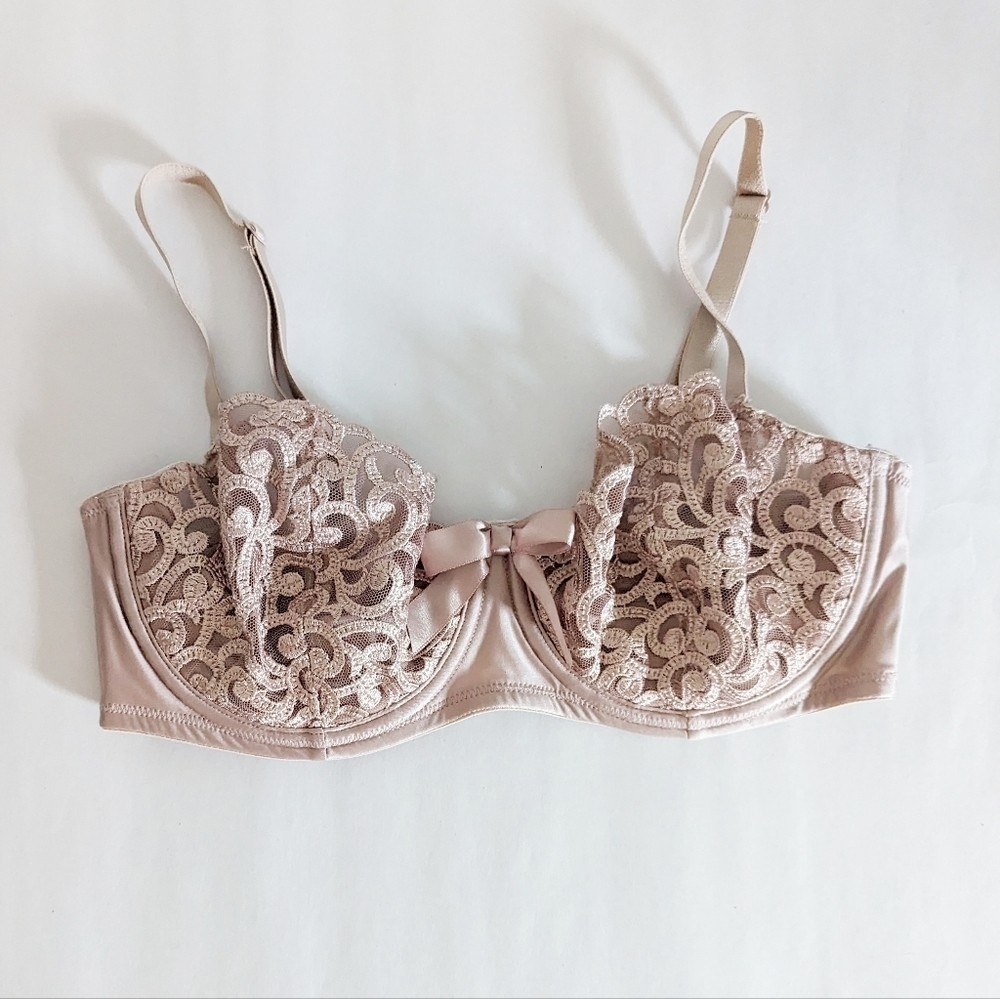 Vintage Victoria's Secret Lace Bra Angel Ethereal Embroidered‎ Purple Coquette